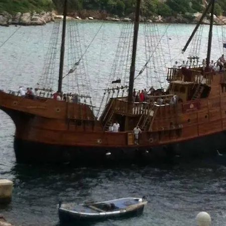 Mali Skoj - Two-bedroom With Sea View Sudurad