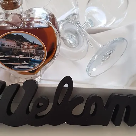 Apartament Mali Skoj - Two-bedroom With Sea View Sudurad