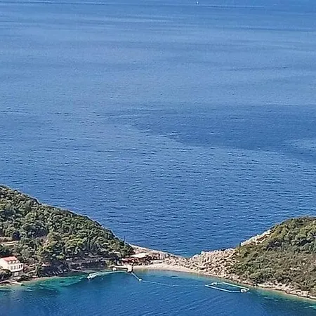 Mali Skoj - Two-bedroom With Sea View