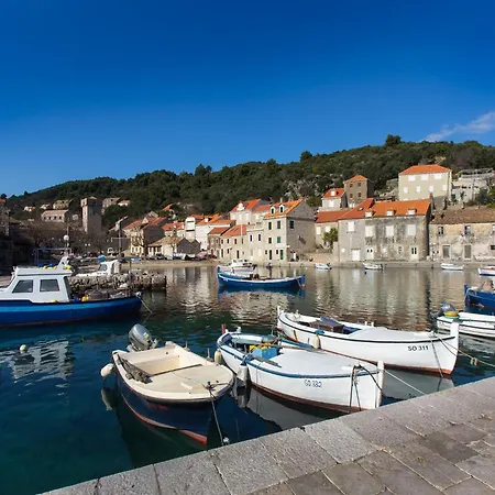 Mali Skoj - Two-bedroom With Sea View Apartament *