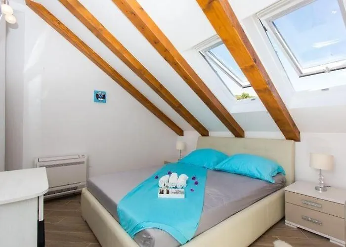 Mali Skoj - Two-bedroom With Sea View * 萨度拉德