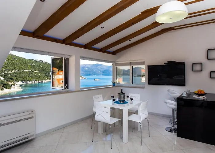 Mali Skoj - Two-bedroom With Sea View * 萨度拉德